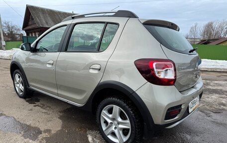 Renault Sandero II рестайлинг, 2017 год, 1 180 000 рублей, 4 фотография