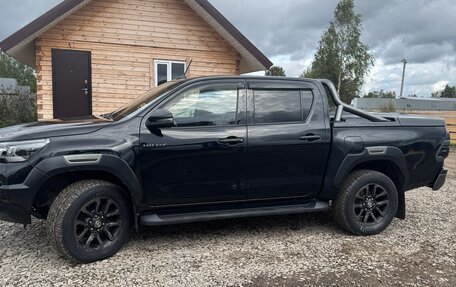 Toyota Hilux VIII, 2020 год, 4 900 000 рублей, 4 фотография