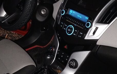 Chevrolet Cruze II, 2013 год, 750 000 рублей, 7 фотография