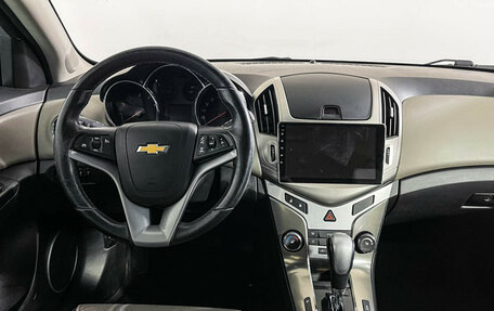 Chevrolet Cruze II, 2013 год, 1 047 000 рублей, 12 фотография