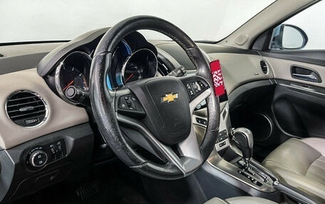 Chevrolet Cruze II, 2013 год, 1 047 000 рублей, 13 фотография