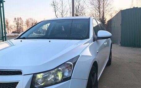 Chevrolet Cruze II, 2011 год, 800 000 рублей, 5 фотография