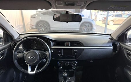 KIA Rio IV, 2018 год, 1 499 000 рублей, 10 фотография