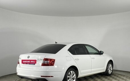 Skoda Octavia, 2017 год, 1 450 000 рублей, 5 фотография