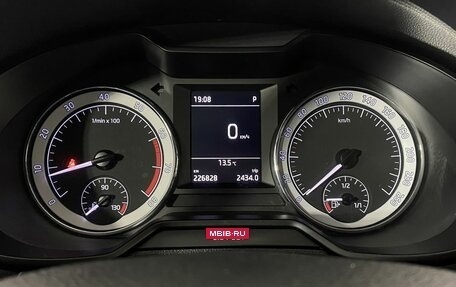 Skoda Octavia, 2017 год, 1 450 000 рублей, 14 фотография