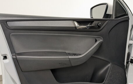 Skoda Rapid II, 2021 год, 1 350 000 рублей, 19 фотография