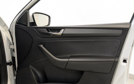 Skoda Rapid II, 2021 год, 1 350 000 рублей, 24 фотография