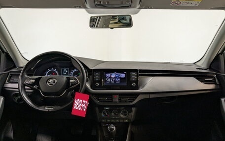 Skoda Rapid II, 2021 год, 1 350 000 рублей, 14 фотография