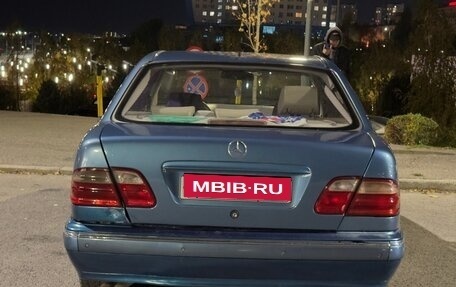 Mercedes-Benz E-Класс, 1999 год, 380 000 рублей, 18 фотография