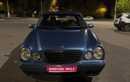 Mercedes-Benz E-Класс, 1999 год, 380 000 рублей, 15 фотография