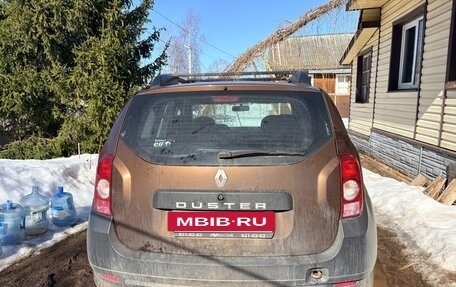 Renault Duster I рестайлинг, 2013 год, 800 000 рублей, 2 фотография