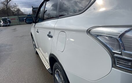 Mitsubishi Outlander III рестайлинг 3, 2014 год, 1 590 000 рублей, 17 фотография