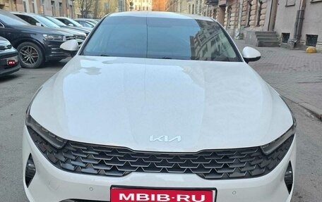 KIA K5, 2021 год, 1 870 000 рублей, 1 фотография