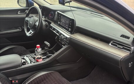 KIA K5, 2021 год, 2 350 000 рублей, 9 фотография