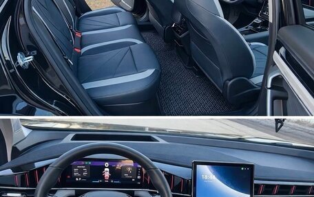 Geely Atlas, 2024 год, 2 750 000 рублей, 4 фотография