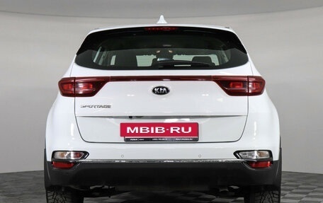 KIA Sportage IV рестайлинг, 2022 год, 2 699 000 рублей, 6 фотография