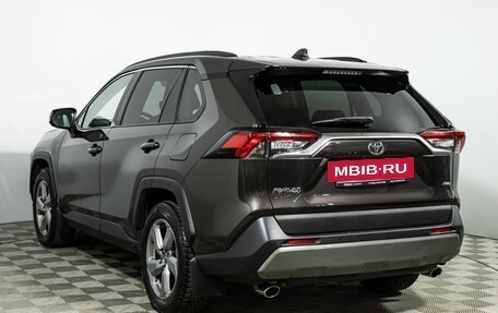 Toyota RAV4, 2020 год, 3 480 000 рублей, 7 фотография