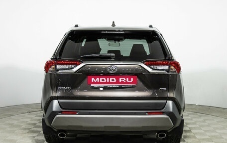 Toyota RAV4, 2020 год, 3 480 000 рублей, 6 фотография