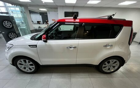 KIA Soul II рестайлинг, 2017 год, 1 650 000 рублей, 9 фотография