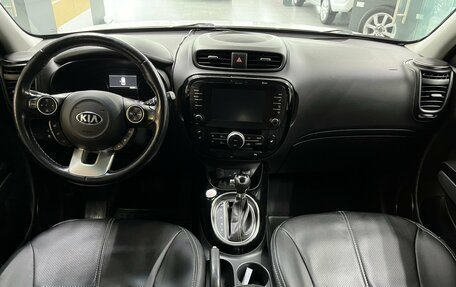 KIA Soul II рестайлинг, 2017 год, 1 650 000 рублей, 29 фотография