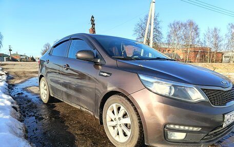 KIA Rio III рестайлинг, 2016 год, 980 000 рублей, 2 фотография