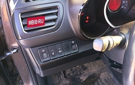 KIA Rio III рестайлинг, 2016 год, 980 000 рублей, 10 фотография