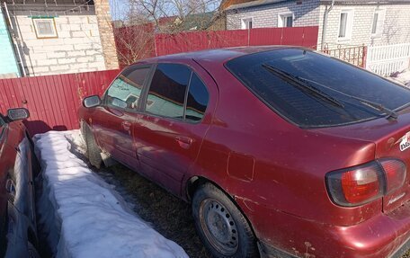 Nissan Primera II рестайлинг, 2000 год, 130 000 рублей, 3 фотография