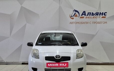 Toyota Yaris III рестайлинг, 2008 год, 450 000 рублей, 8 фотография