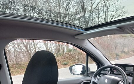 Peugeot 208 II, 2012 год, 765 000 рублей, 14 фотография