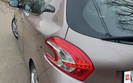 Peugeot 208 II, 2012 год, 765 000 рублей, 30 фотография