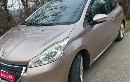Peugeot 208 II, 2012 год, 765 000 рублей, 31 фотография