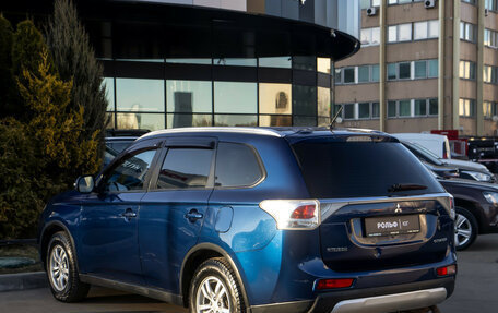 Mitsubishi Outlander III рестайлинг 3, 2014 год, 1 428 000 рублей, 5 фотография