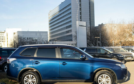 Mitsubishi Outlander III рестайлинг 3, 2014 год, 1 428 000 рублей, 3 фотография