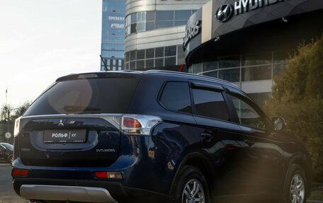 Mitsubishi Outlander III рестайлинг 3, 2014 год, 1 428 000 рублей, 4 фотография