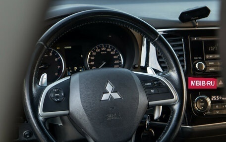 Mitsubishi Outlander III рестайлинг 3, 2014 год, 1 428 000 рублей, 11 фотография