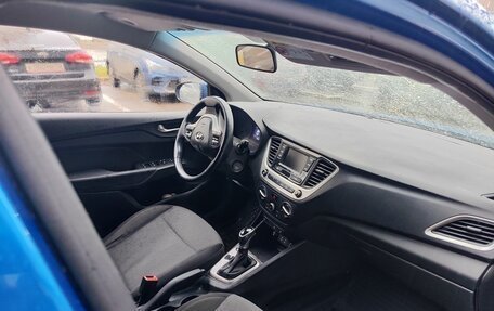 Hyundai Solaris II рестайлинг, 2018 год, 870 000 рублей, 4 фотография