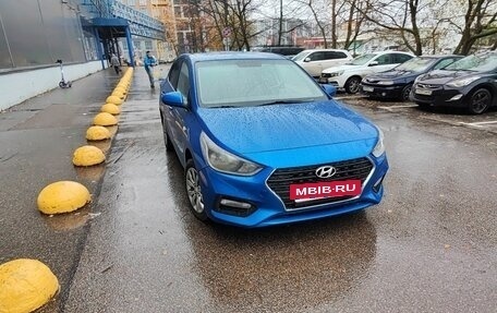 Hyundai Solaris II рестайлинг, 2018 год, 870 000 рублей, 3 фотография