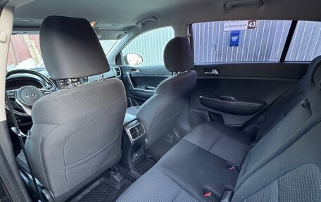 KIA Sportage IV рестайлинг, 2022 год, 2 550 000 рублей, 5 фотография