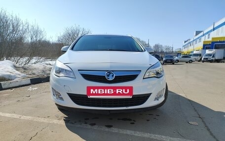 Opel Astra J, 2011 год, 345 000 рублей, 11 фотография
