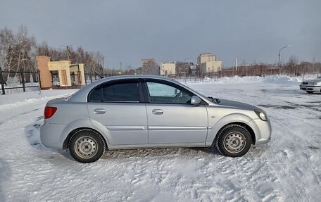 KIA Rio II, 2009 год, 650 000 рублей, 4 фотография