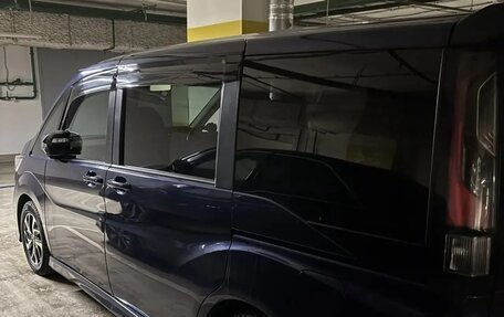 Honda Stepwgn IV, 2018 год, 2 250 000 рублей, 4 фотография