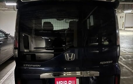 Honda Stepwgn IV, 2018 год, 2 250 000 рублей, 5 фотография