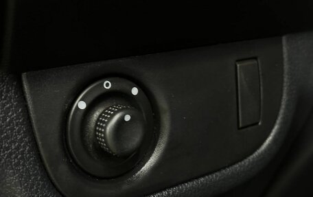 Renault Logan II, 2016 год, 599 777 рублей, 7 фотография