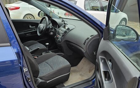 KIA cee'd I рестайлинг, 2008 год, 610 000 рублей, 12 фотография