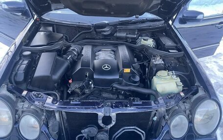 Mercedes-Benz E-Класс, 2000 год, 670 000 рублей, 4 фотография