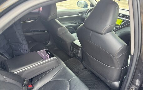 Toyota Camry, 2021 год, 3 000 000 рублей, 6 фотография