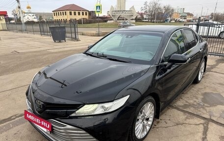 Toyota Camry, 2021 год, 3 000 000 рублей, 2 фотография