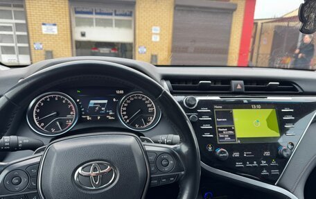 Toyota Camry, 2021 год, 3 000 000 рублей, 8 фотография