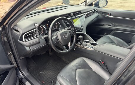 Toyota Camry, 2021 год, 3 000 000 рублей, 9 фотография