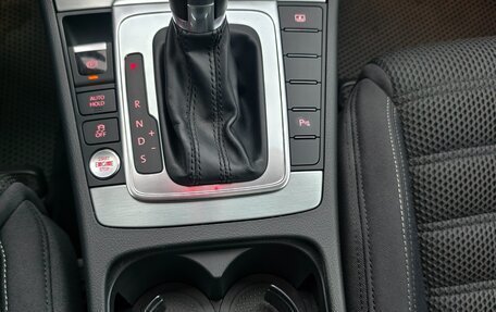 Volkswagen Passat CC I рестайлинг, 2013 год, 1 550 000 рублей, 24 фотография